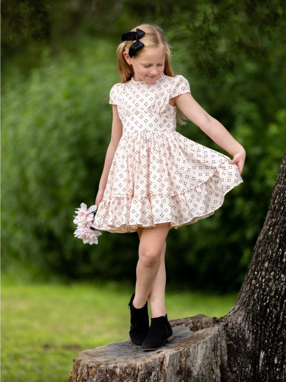 Boutique Girls Pink Ruffle Dress Shorts Matching Set Size 2 Tiered Geometric NWT - Picture 1 of 12